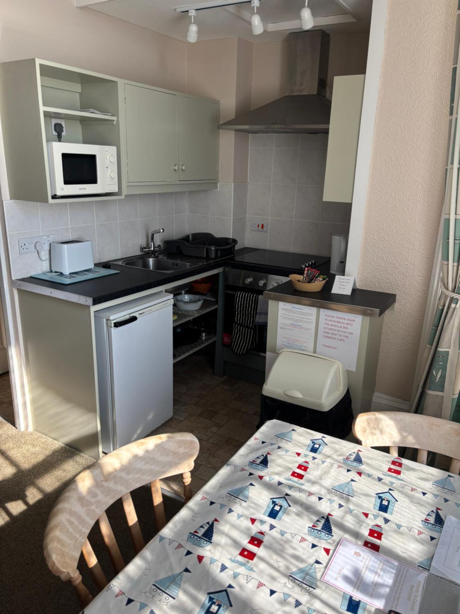 Carnock Apartment เท็นบี ภายนอก รูปภาพ